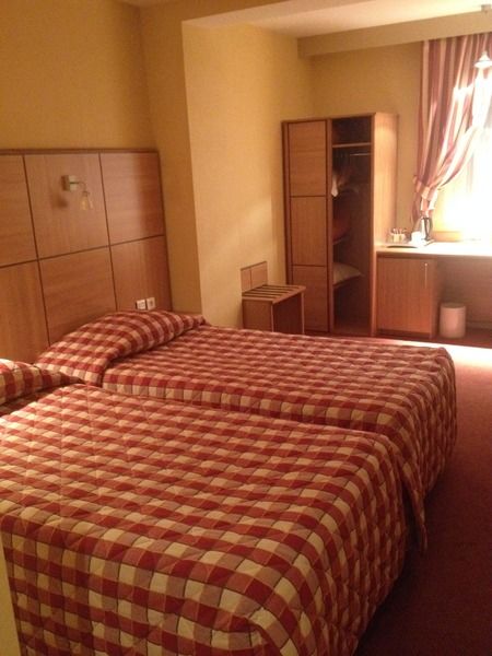 The Originals City, Le Boeuf Rouge, Limoges